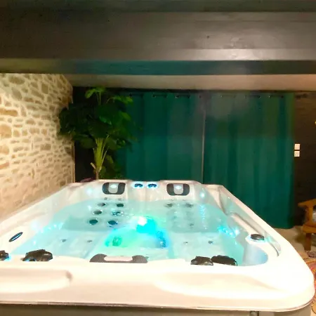 Hébergement de vacances Le Cocon Boheme - Maison Climatisée Au Cœur De - Parking - Piscine Chauffée - Et Massages Sarlat