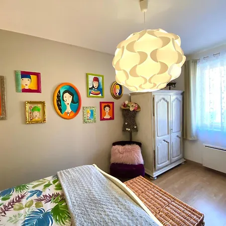 Hébergement de vacances Le Cocon Boheme - Maison Climatisée Au Cœur De - Parking - Piscine Chauffée - Et Massages *