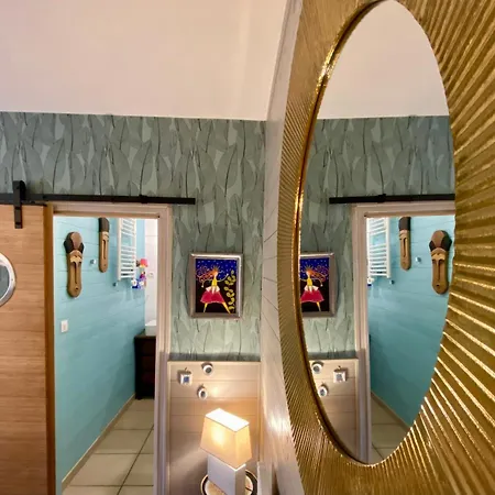 Le Cocon Boheme - Maison Climatisée Au Cœur De - Parking - Piscine Chauffée - Et Massages * Sarlat