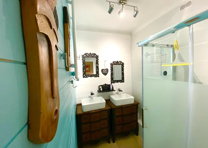 Hébergement de vacances Le Cocon Boheme - De Charme Au Coeur De - Cite Medievale A 5 Minutes A Pied - Petits Dejeuners Et Linge Inclus - Et Massages En Option - Piscine De Saison Sarlat