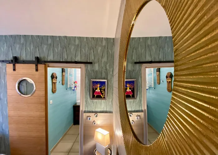 Le Cocon Boheme - De Charme Au Coeur De - Cite Medievale A 5 Minutes A Pied - Petits Dejeuners Et Linge Inclus - Et Massages En Option - Piscine De Saison * Sarlat