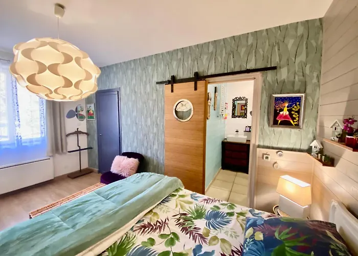 Le Cocon Boheme - De Charme Au Coeur De - Cite Medievale A 5 Minutes A Pied - Petits Dejeuners Et Linge Inclus - Et Massages En Option - Piscine De Saison Hébergement de vacances Sarlat