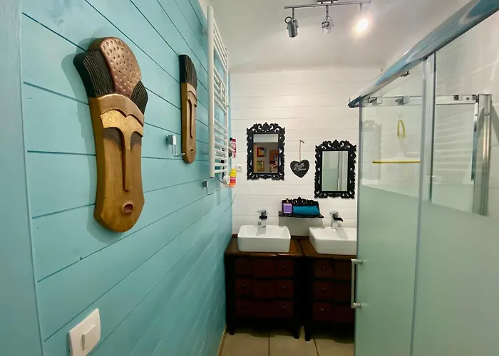 Le Cocon Boheme - De Charme Au Coeur De - Cite Medievale A 5 Minutes A Pied - Petits Dejeuners Et Linge Inclus - Et Massages En Option - Piscine De Saison * Sarlat